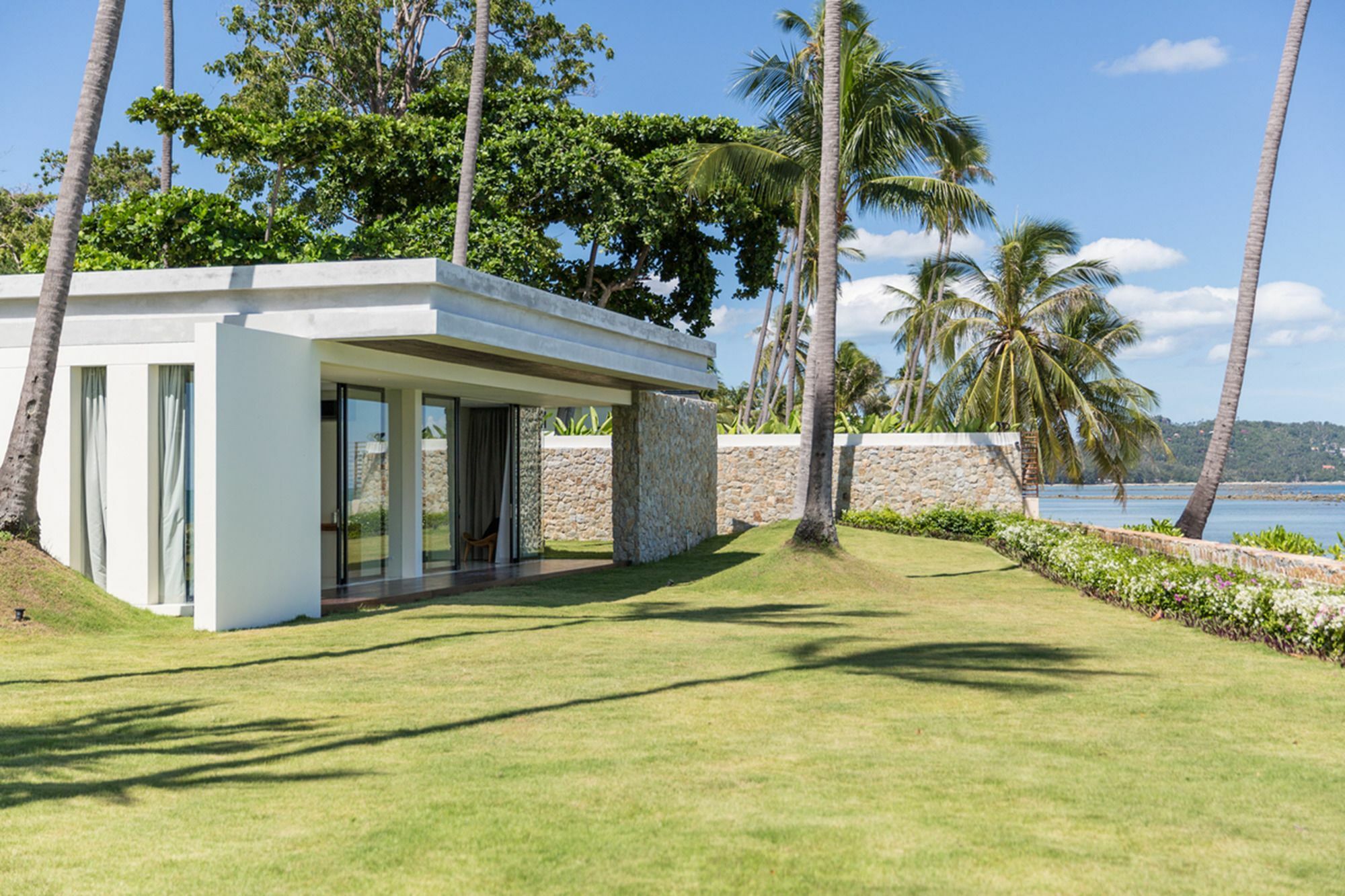 Fashionable Villa Malabar Beachfront 5 Bedrooms Plus 2 Kid'S Bedrooms Laem Sor Eksteriør bilde